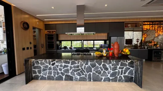 Casa de Condomínio com 4 Quartos à venda, 446m² no Residencial Aldeia do Vale, Goiânia