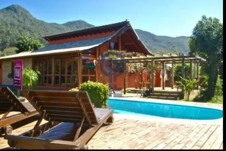 Casa com 7 Quartos para alugar, 2000m² no Pântano do Sul, Florianópolis