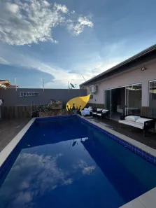 Casa de Condomínio com 3 Quartos à venda, 250m² no Recanto dos Pássaros, Cuiabá