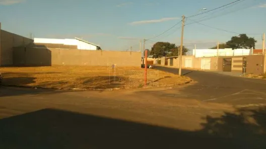 Lote/Terreno à venda, 600m² no Jardim Serra Azul, Araraquara