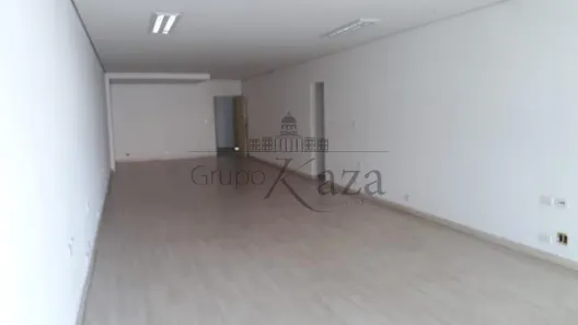 Sala Comercial para alugar, 85m² no Centro, São José dos Campos