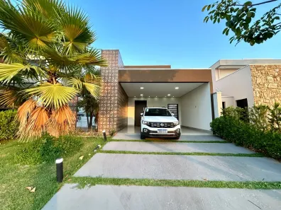 Casa com 3 Quartos para alugar, 155m² no Condomínio Belvedere, Cuiabá