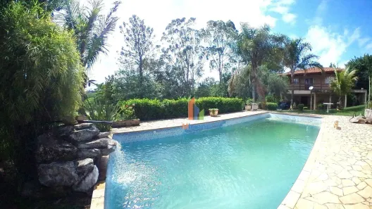 Fazenda/Sítio com 4 Quartos à venda, 200m² no Chácaras Alpina, Valinhos