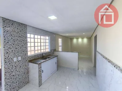 Casa com 2 Quartos para alugar, 45m² no Vila Mota, Bragança Paulista