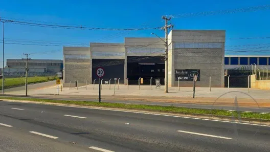 Galpão/Depósito/Armazém para venda ou aluguel, 2327m² no Cajuru do Sul, Sorocaba