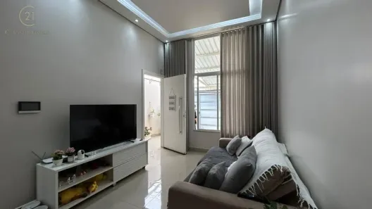 Casa com 3 Quartos à venda, 120m² no Loteamento Chamonix, Londrina