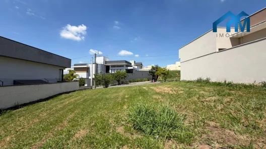 Lote/Terreno à venda, 490m² no Jardim Celani, Salto