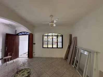 Casa com 3 Quartos à venda, 180m² no Canto do Forte, Praia Grande