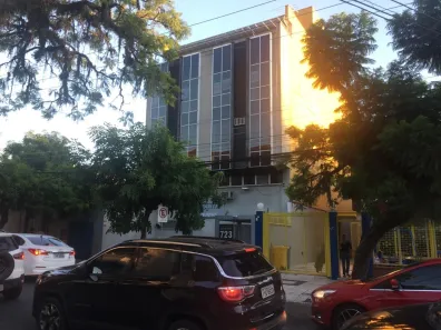 Sala Comercial para alugar, 134m² no Independência, Porto Alegre