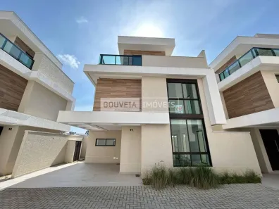Sobrado com 3 Quartos à venda, 129m² no Santa Felicidade, Curitiba