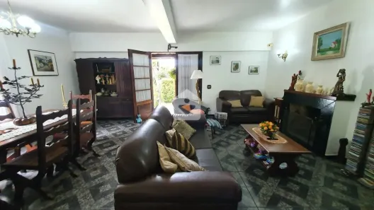 Casa de Condomínio com 3 Quartos à venda, 131m² no Bonsucesso, Petrópolis