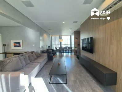 Apartamento com 3 Quartos para alugar, 135m² no Centro, Balneário Camboriú