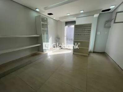 Sala Comercial para alugar, 50m² no Monte Alegre, Montes Claros