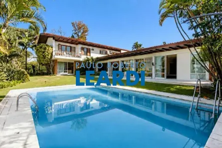 Sobrado com 5 Quartos à venda, 1481m² no Jardim Guedala, São Paulo