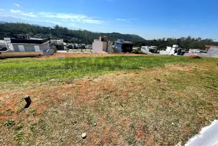 Lote/Terreno à venda, 300m² no Jardim São Pedro, Mogi das Cruzes