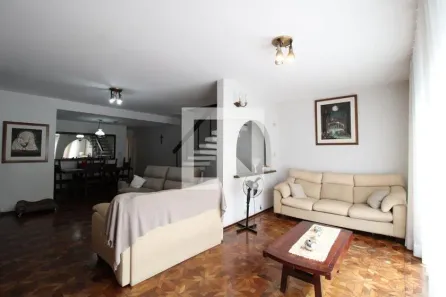Casa com 3 Quartos à venda, 250m² no Vila Romana, São Paulo