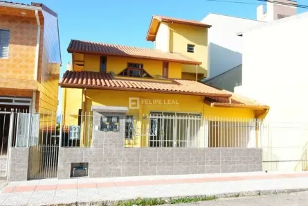 Casa com 5 Quartos à venda, 218m² no Bela Vista, São José