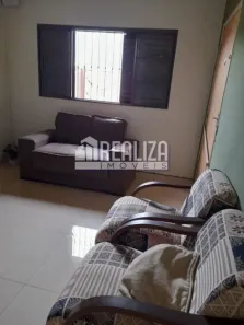 Casa com 3 Quartos à venda, 120m² no Olinda, Uberaba