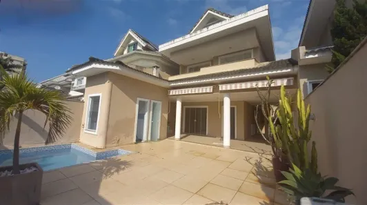 Casa de Condomínio com 5 Quartos à venda, 340m² no Recreio dos Bandeirantes, Rio de Janeiro