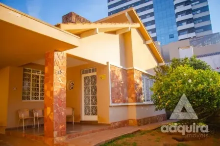 Imóvel Comercial com 4 Quartos à venda, 327m² no Centro, Ponta Grossa