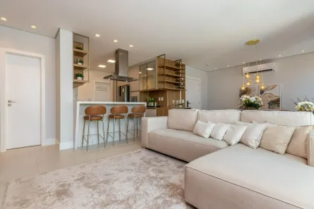 Apartamento com 4 Quartos para alugar, 132m² no Centro, Balneário Camboriú