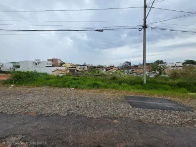 Lote/Terreno à venda, 300m² no Manoel Valinhas, Divinópolis