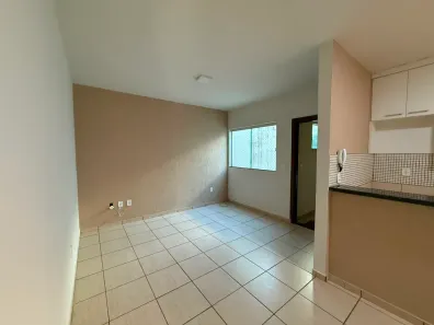 Apartamento com 3 Quartos para alugar, 92m² no Presidente Roosevelt, Uberlândia