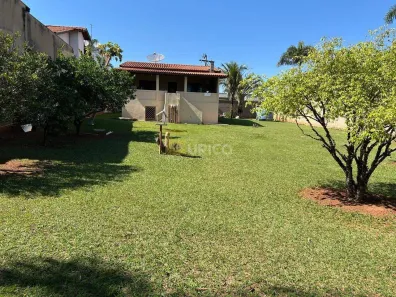 Fazenda/Sítio com 3 Quartos à venda, 180m² no Itapavussu, Cosmópolis
