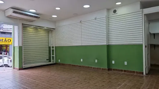 Ponto Comercial com 1 Quarto para venda ou aluguel, 68m² no Grajaú, Rio de Janeiro
