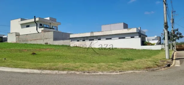 à venda, 557m² no Residencial Colinas, Caçapava