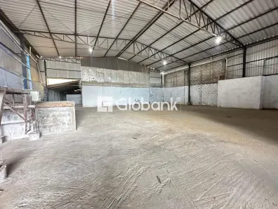 Galpão/Depósito/Armazém para alugar, 600m² no Distrito Industrial, Montes Claros
