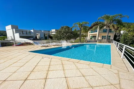 Lote/Terreno à venda, 700m² no Córrego Grande, Florianópolis