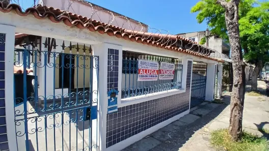 Casa com 2 Quartos à venda, 126m² no Realengo, Rio de Janeiro