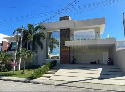Casa de Condomínio com 4 Quartos à venda, 330m² no Centro, São Pedro da Aldeia