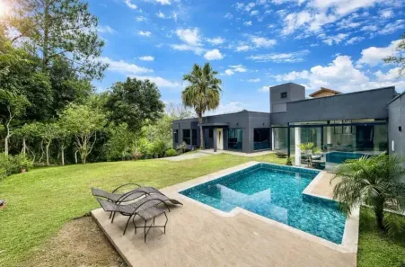 Casa de Condomínio com 4 Quartos à venda, 274m² no Jardim Indaiá, Embu das Artes