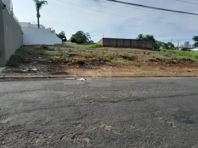 Lote/Terreno à venda, 413m² no Jardim Inconfidência, Uberlândia