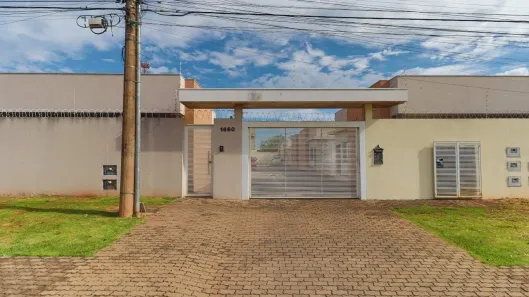 Casa de Condomínio com 3 Quartos para alugar, 101m² no Coronel Antonino, Campo Grande