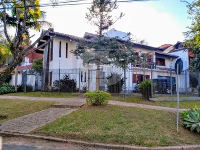 Casa com 5 Quartos à venda, 320m² no Chácara das Pedras, Porto Alegre