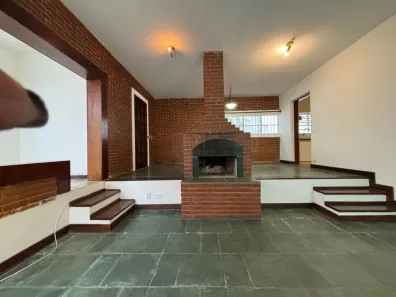 Casa de Condomínio com 3 Quartos para alugar, 182m² no Jardim Rebelato, Cotia