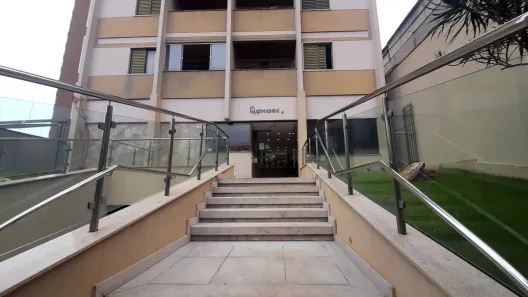 Apartamento com 2 Quartos para alugar, 70m² no Centro, Londrina