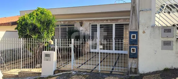 Casa com 3 Quartos para alugar, 355m² no Vila João Jorge, Campinas