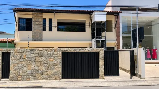 Casa com 5 Quartos à venda, 790m² no Treze de Julho, Aracaju