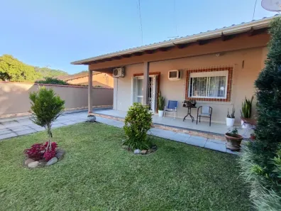 Casa com 4 Quartos à venda, 220m² no Florida, Guaíba