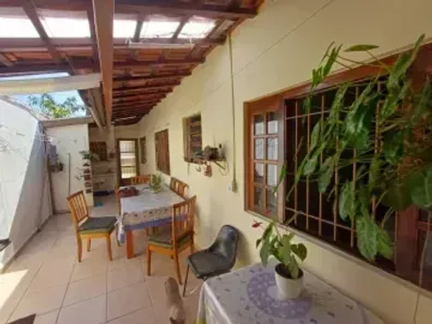 Casa com 3 Quartos à venda, 168m² no Monte Castelo, São José dos Campos