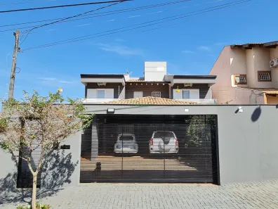 Sobrado com 4 Quartos à venda, 298m² no Jardim Burle Marx, Londrina