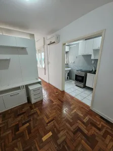 Apartamento com 1 Quarto para alugar, 43m² no Vila Ipiranga, Porto Alegre