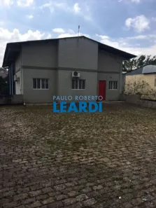 Galpão/Depósito/Armazém para alugar, 300m² no Três Montanhas, Osasco