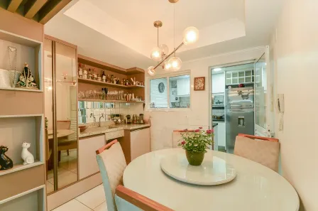 Apartamento com 2 Quartos à venda, 46m² no Santa Cândida, Curitiba