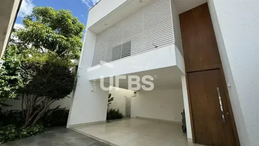 Casa com 4 Quartos à venda, 380m² no Jardim Karaíba, Uberlândia