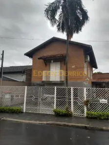 Sobrado com 3 Quartos à venda, 232m² no Residencial Campos Maia, Pindamonhangaba